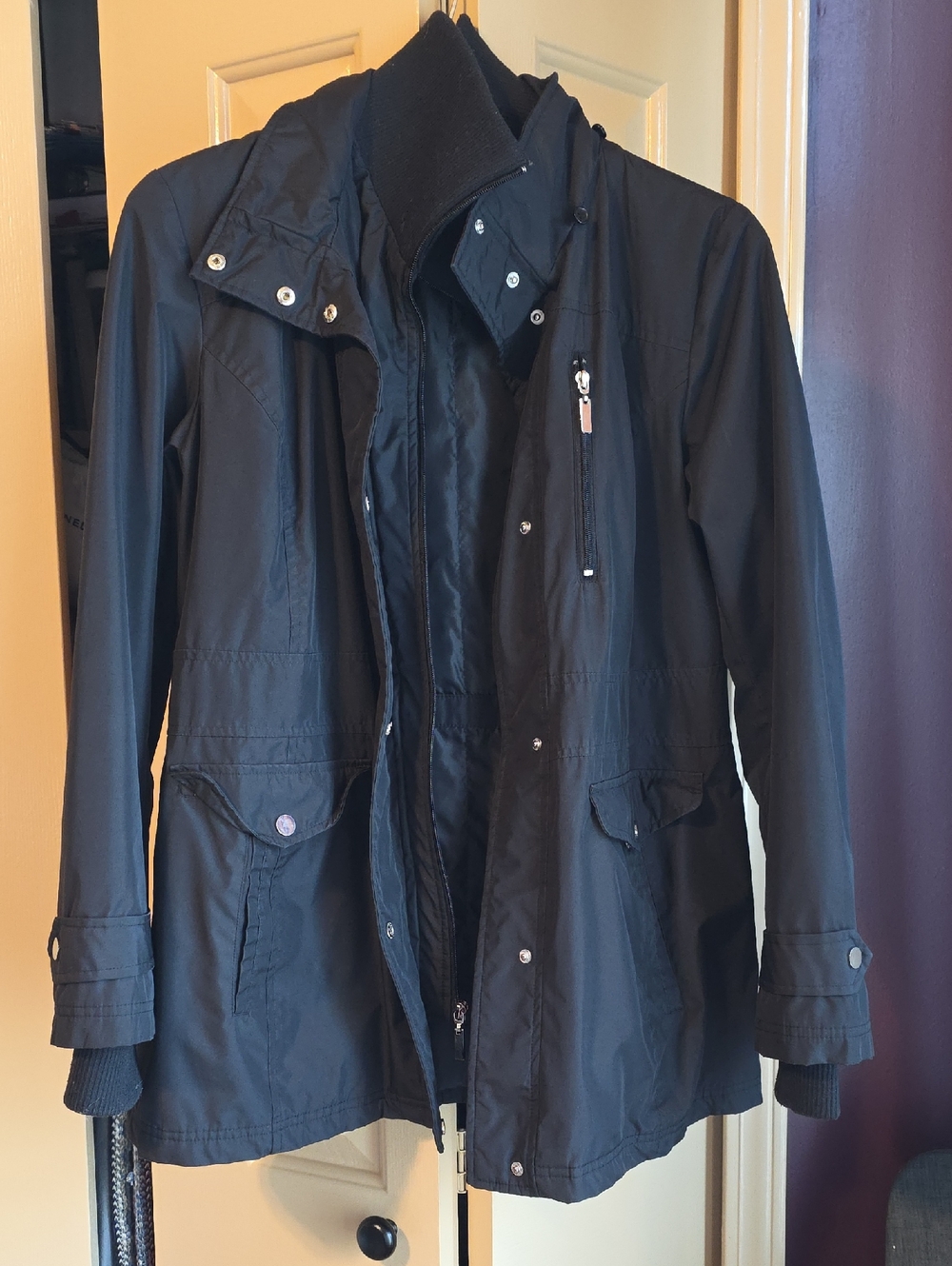 Black Winter Coat  - Detachable Hood. Medium